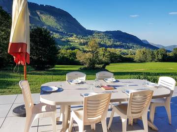 Gîte pour 7 personnes, avec jardin et terrasse à Sireix