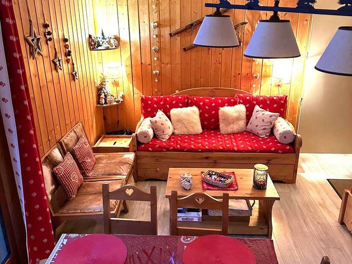 Gîte pour 6 personnes, avec piscine dans La Joue du Loup - 4