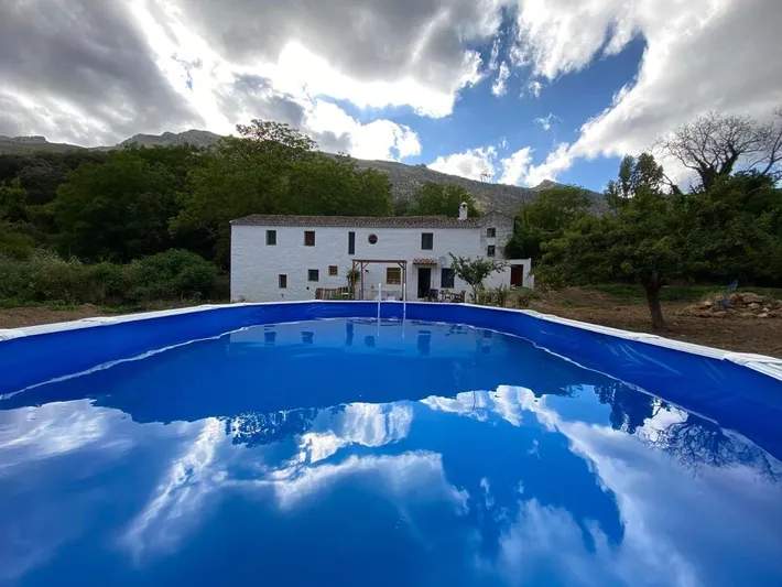 Casa de vacaciones para 7 personas, con piscina además de vistas y jardín - 1