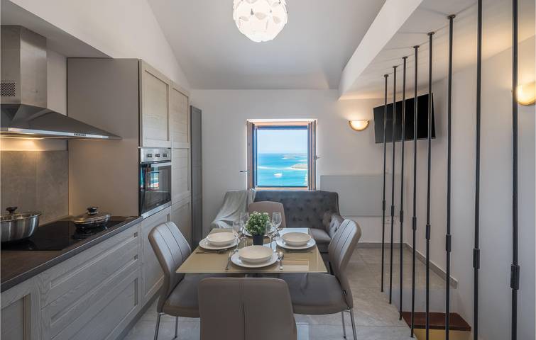 Ferienhaus für 4 Personen, mit Terrasse und Garten in Vrsar - 3