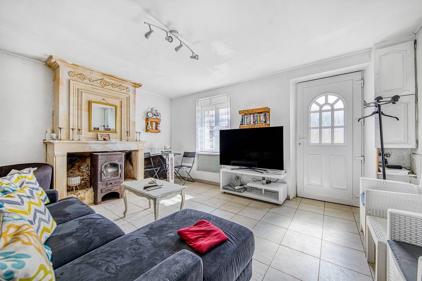 Maison de Vacances 'Un Petit Toit À La Campagne' in Saint-Ciers-sur-Gironde, Région de Blaye