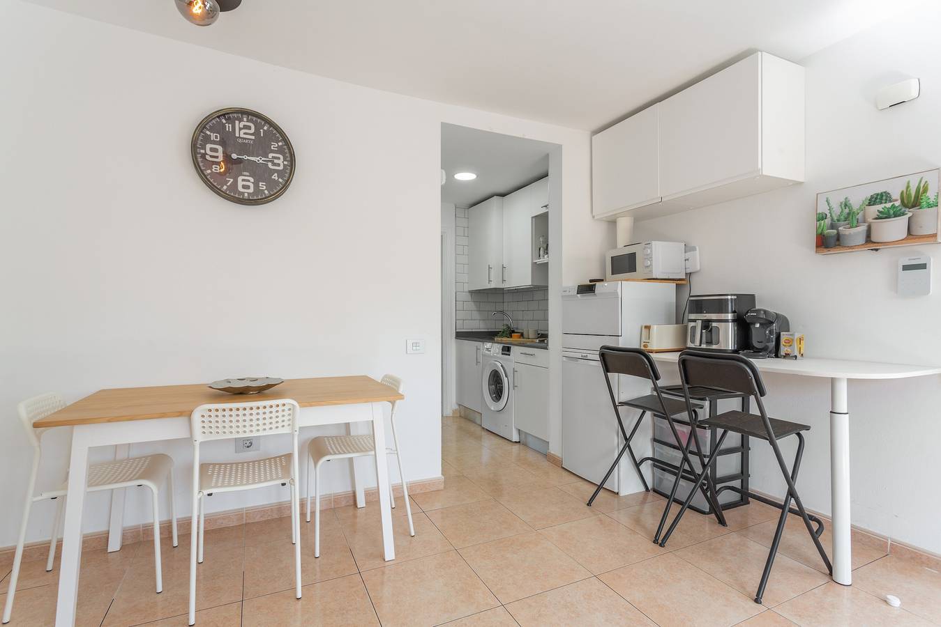 Ganze Wohnung, Ferienwohnung 'Viento Azul' mit Gemeinschaftspool, Wlan und Klimaanlage in Corralejo, La Oliva
