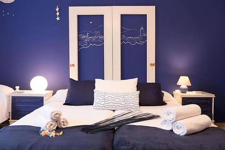 Casa de vacaciones para 22 personas, con vistas además de piscina y terraza, Familias con niños en Vega de Granada - 4