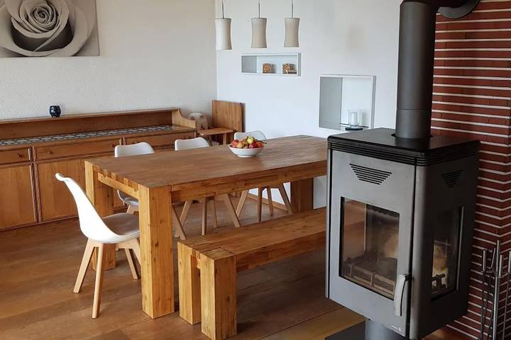 Ferienhaus für 8 Personen, mit Garten und Ausblick sowie Sauna und Seeblick in Rickenbach - 2