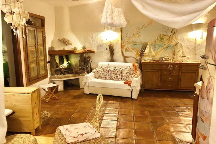 Casa delle Conchiglie, ombrellone e lettini in omaggio sulla spiaggia sotto casa in Salinedda, San Teodoro