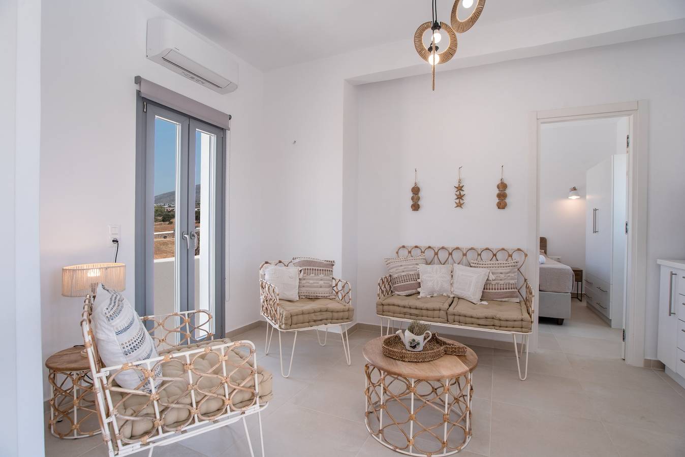 Entire apartment, Apartment 'Villa Anastasio Family' with Sea View, Wi-Fi and Air Conditioning in Paros