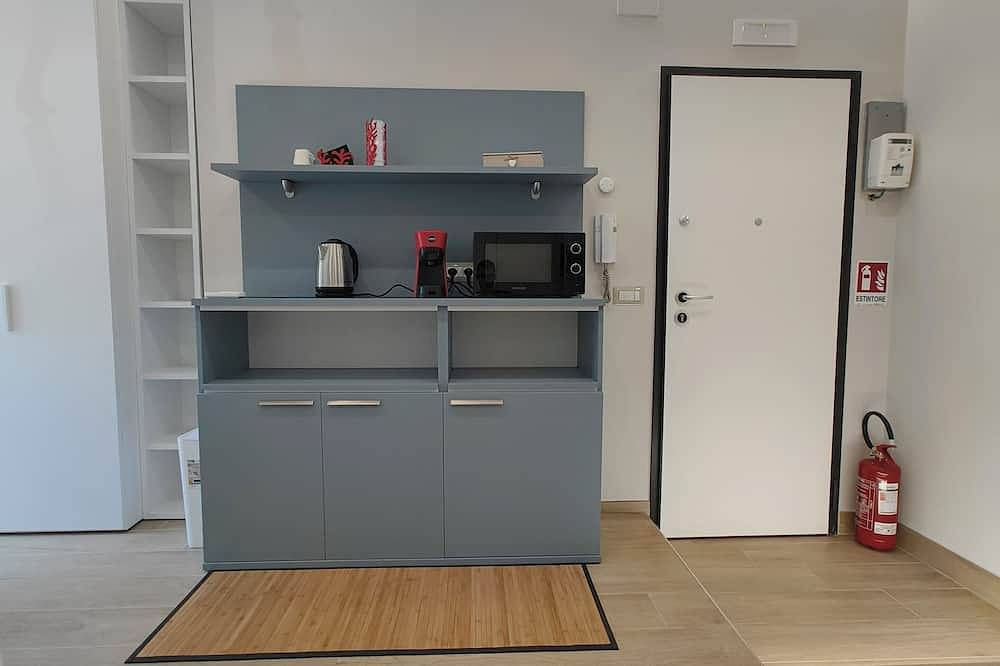 The Poet's Oasis | Travel Room in Crotone, Crotone Province