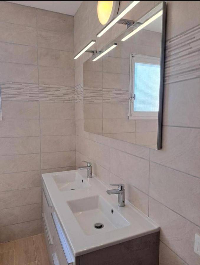 Appartement de vacances entier, Quadruple Room in Trignac, Région de Saint-Nazaire