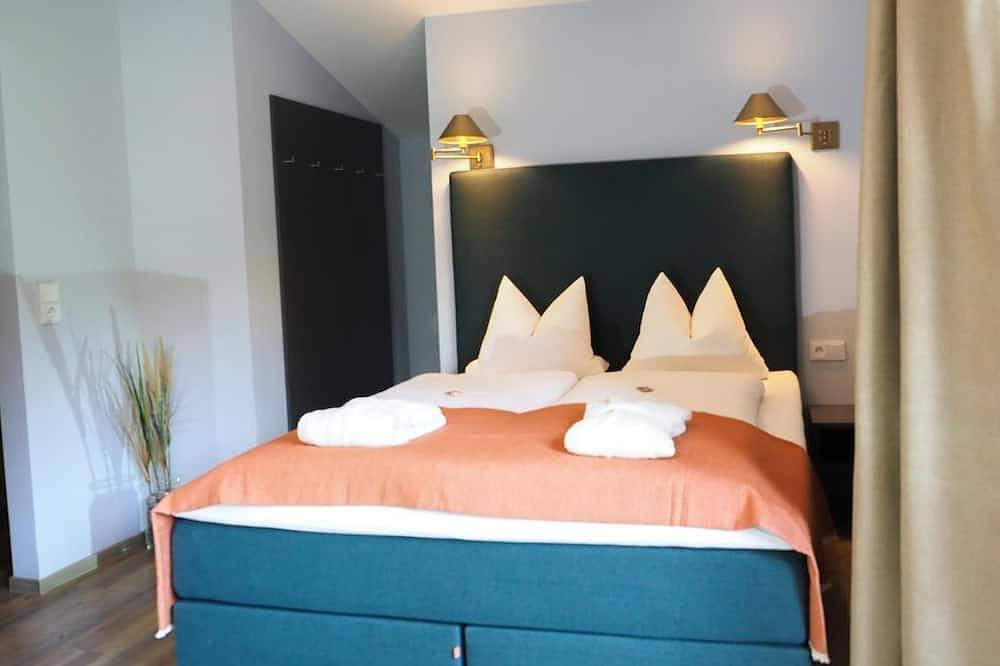 Appartement/Og, Toilette und Bad/Dusche getrennt - Chesa Montana in Maria Alm am Steinernen Meer, Maria Alm