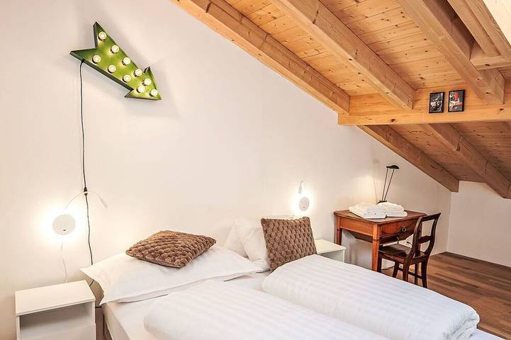 Schönes  Ferienhaus für 6 Leute mit  W-Lan, Tv, Innenhof und Haustiere erlaubt in S. Antonio (Poschiavo), Poschiavo