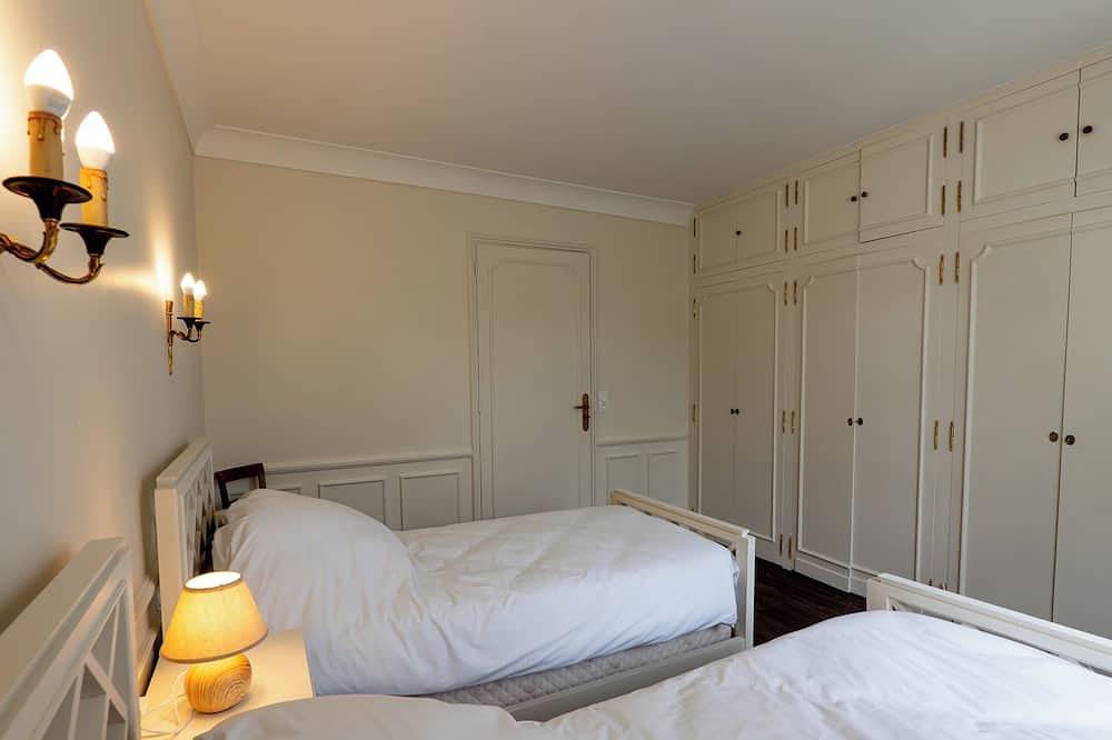 Entire apartment, In the heart of Millau, cosy puncho gîtes, peaceful ground-floor location in Millau, Parc naturel régional des Grands Causses