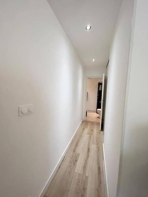 Gîte pour 4 personnes, avec Terrasse dans Eglise Saint Michel de Vaucelles (Caen) - 2