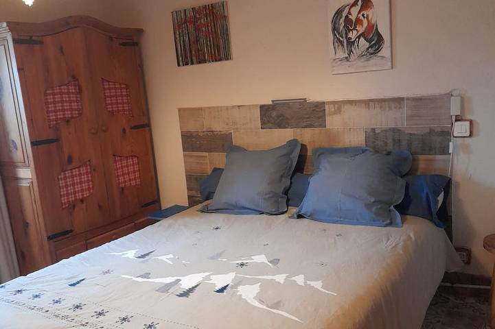 Chambre d’hôte pour 3 personnes, avec jardin en Haute-Loire