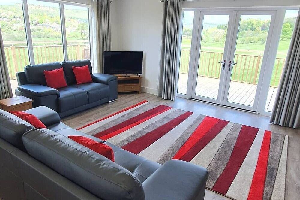 Stone built cottage with beautiful panoramic views of the Coquet Valley- sleeps up to 8 in Rothbury, Northumberland National Park