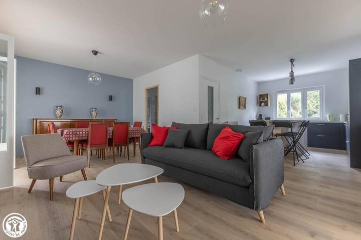Gîte pour 6 personnes, avec Terrasse ainsi que Jardin et Vue