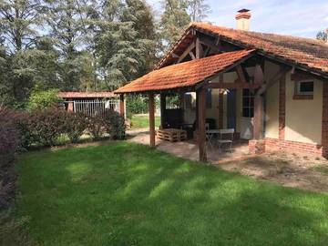 Maison de campagne pour 3 personnes, avec jardin à Ménestreau-en-Villette