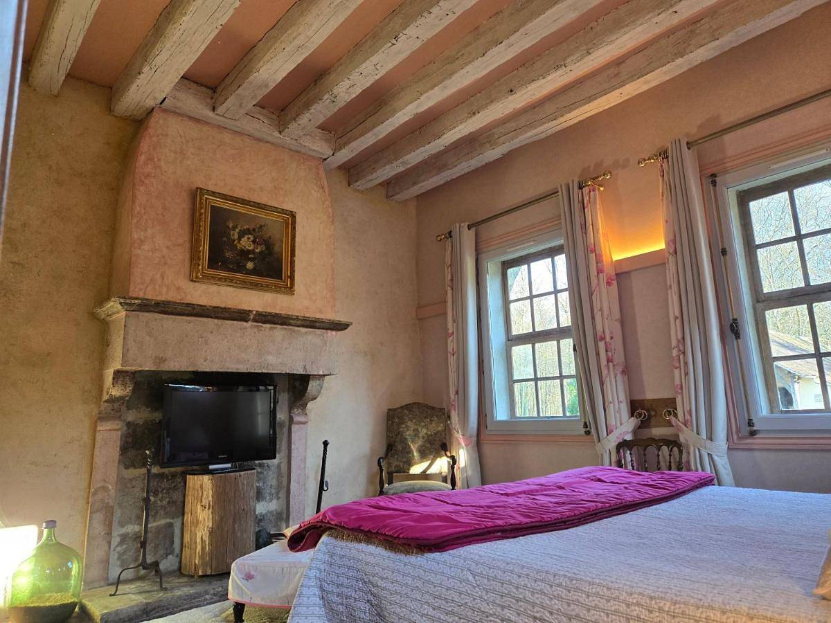 Suite familiale Galerie et Conciergerie in La Chapelle-Rablais, Seine-et-Marne