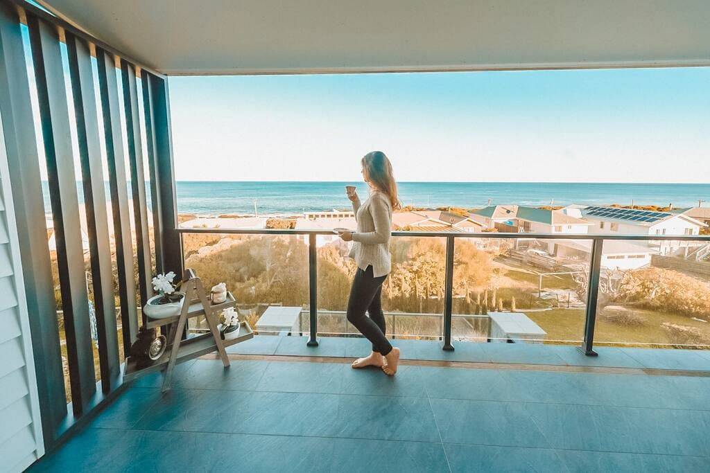 The Gallery Bass Dreaming - Absolute Ocean Views - Free Wifi in Skenes Creek, Colac Otway Shire