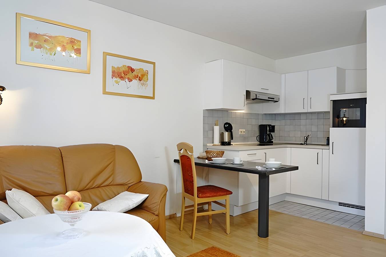 Ganze Wohnung, Feriewohnung 1 mit Terrasse, Gemeinschaftsgarten, Wlan & Dreiwelten Card in der Nähe vom Solemar in Bad Dürrheim, Mittlerer Schwarzwald