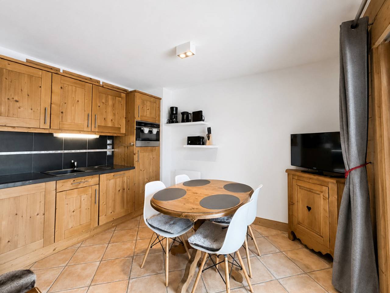 Geheel appartement, Charming apartment for 4 with terrace, parking and Wifi - St Martin de Belleville in Saint-Martin-de-Belleville, Massif de la Vanoise