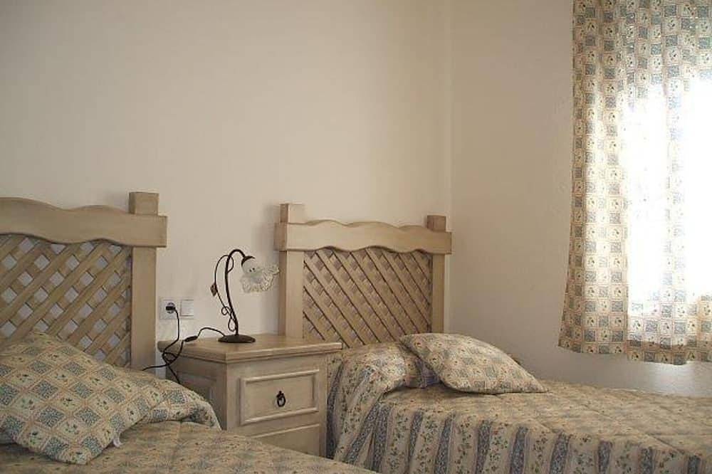 Apartamento entero, Ideal para viajes en familias, cerca del Rocio y Portugal, se acepta mascotas in Islantilla, Isla Cristina