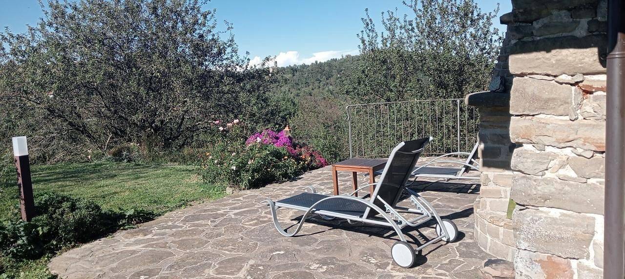 Romantic Little House in Mombarcaro, Langhe