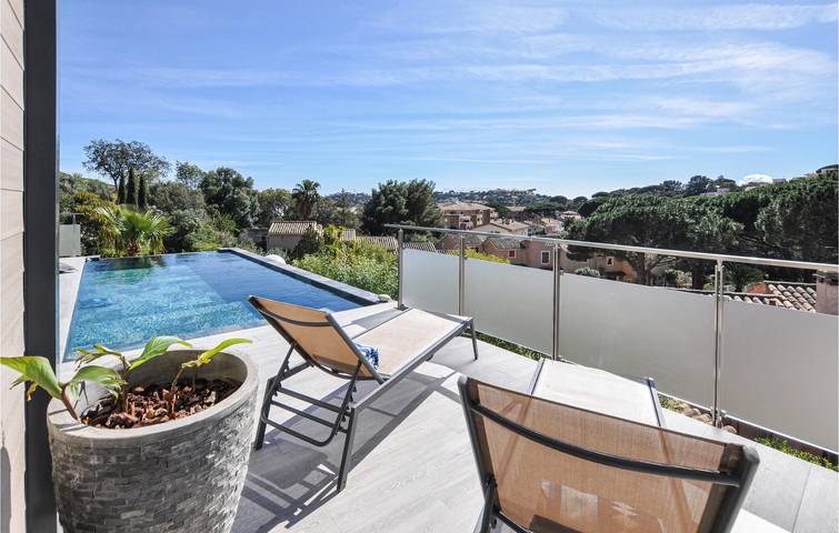Ferienhaus für 4 Personen, mit Terrasse in Cavalaire-sur-Mer - 3