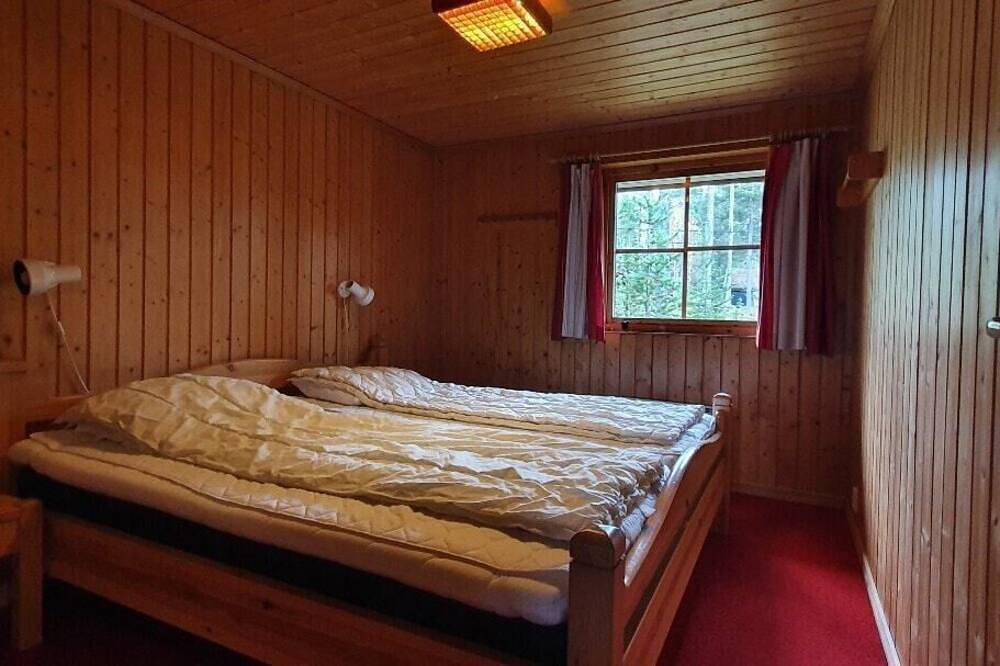 Sauna | Wi-Fi | Terrace | Wood stove | Cable Tv in Lofsdalen, Härjedalen