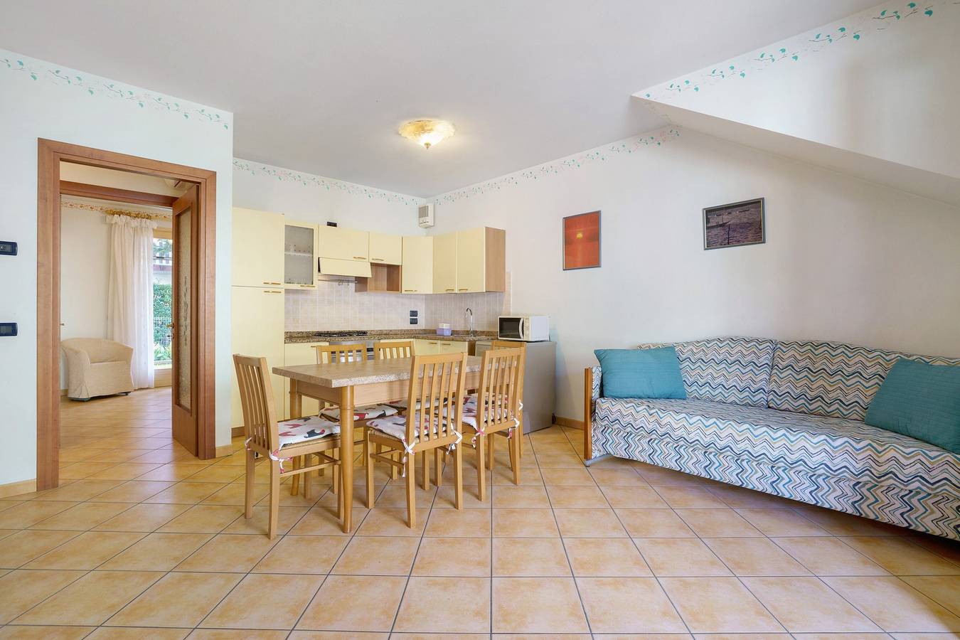 Hel lejlighed, Apartment 'Valentina 1 - Ground Floor' with Shared Pool, Wi-Fi and Air Conditioning in Lido di Jesolo, Jesolo