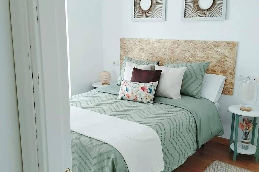 Entire apartment, La Berrea Cabañaquinta in Cabanaquinta, Aller