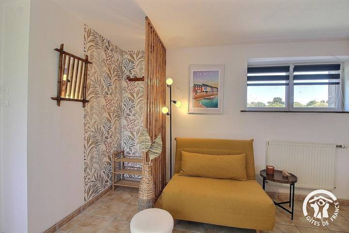 Gîte pour 3 personnes, avec Terrasse et Jardin à Plourivo - 3