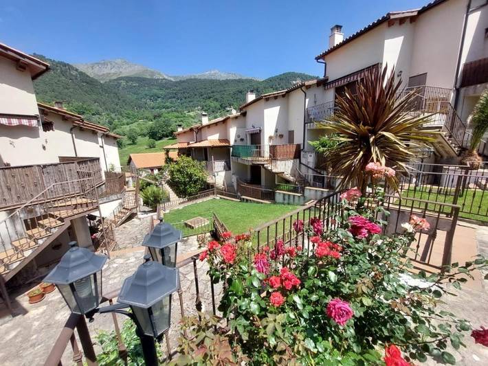 Casa rural para 4 personas, con Terraza y Jardín además de Piscina y Vistas en Valle del Tiétar