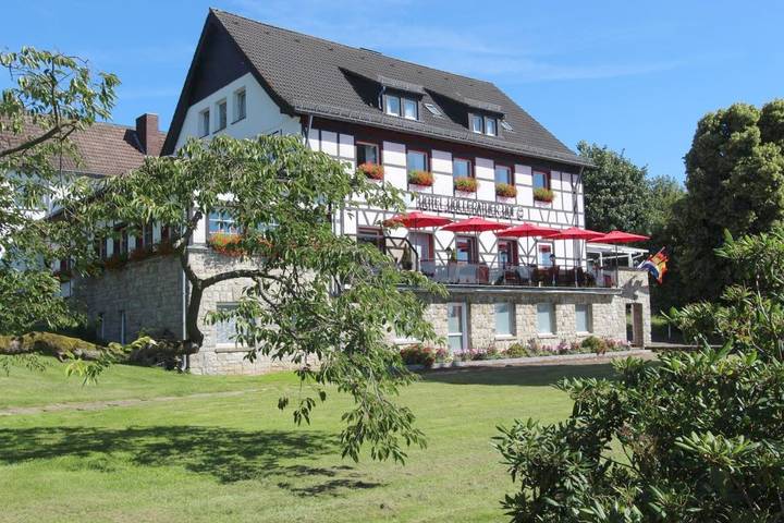 Hotel für 2 Personen, mit Ausblick und Garten in Hellenthal - 2