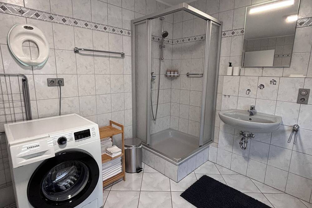Ganze Wohnung, Familienfreundliche Wohnung im Herzen des Kurorts in Bad Westernkotten, Erwitte