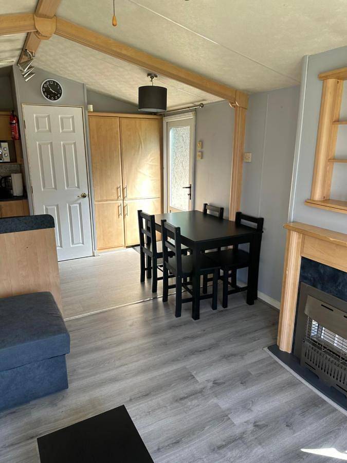 Modernised 3 Bedrooms Mobile Home in Bromley, London
