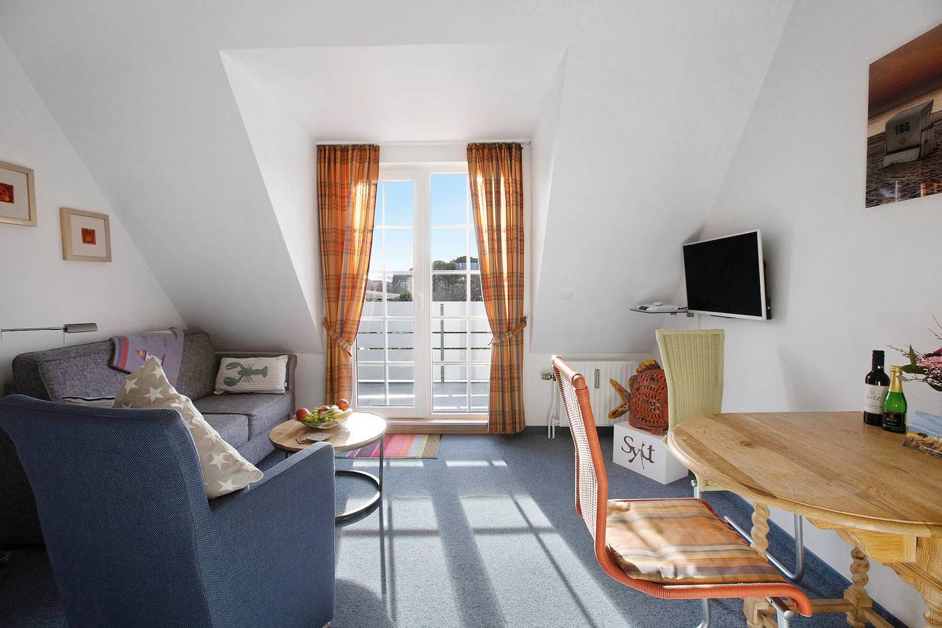 Ganze Wohnung, Ferienwohnung 'Schatz' mit Balkon, Gemeinschaftsgarten und Wlan in Wenningstedt, Sylt