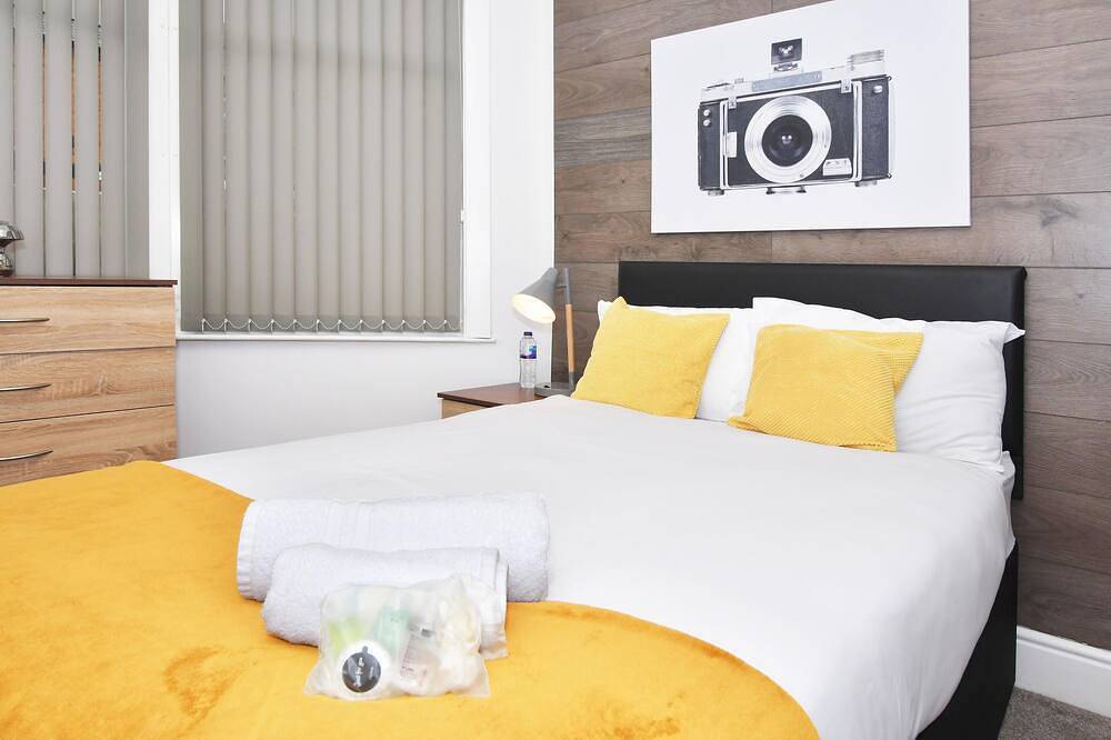 Superior-Doppelzimmer-Ensuite-With Tv in Crewe, Cheshire East