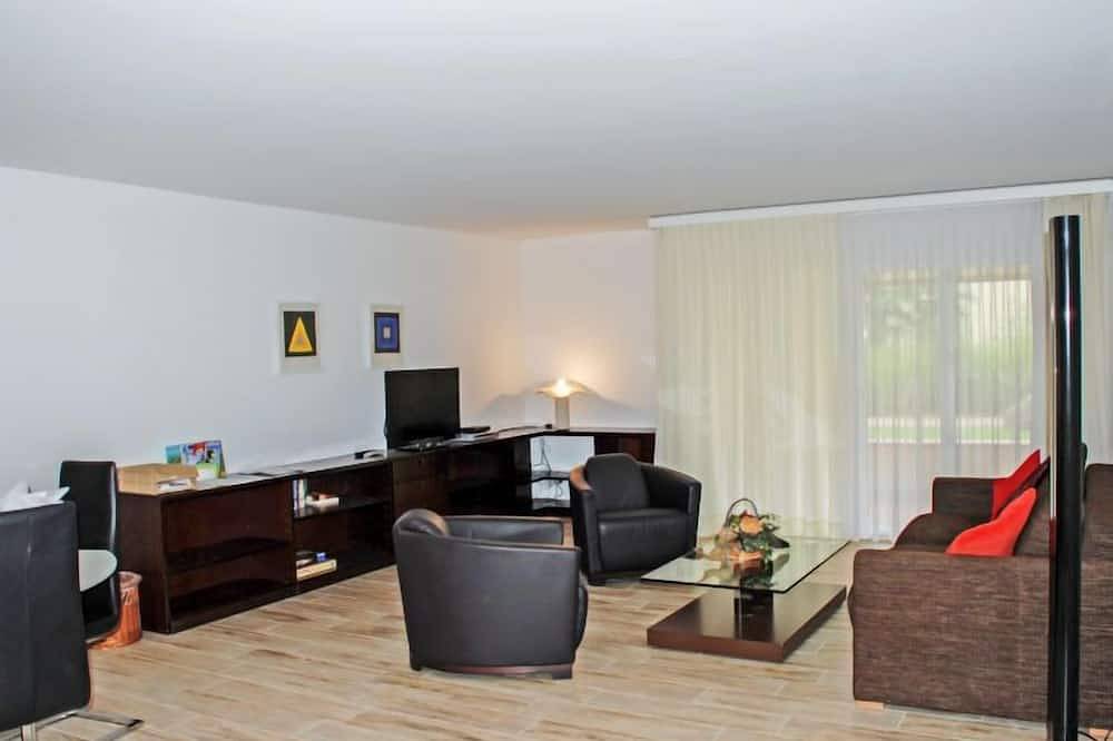 Ganze Wohnung, Residenza Parcolago Apt.008 in Caslano, Luganersee