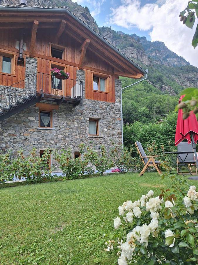 Le Camere di Naturalys - ospitalità in azienda agricola in Zuino, Comune di Gaby