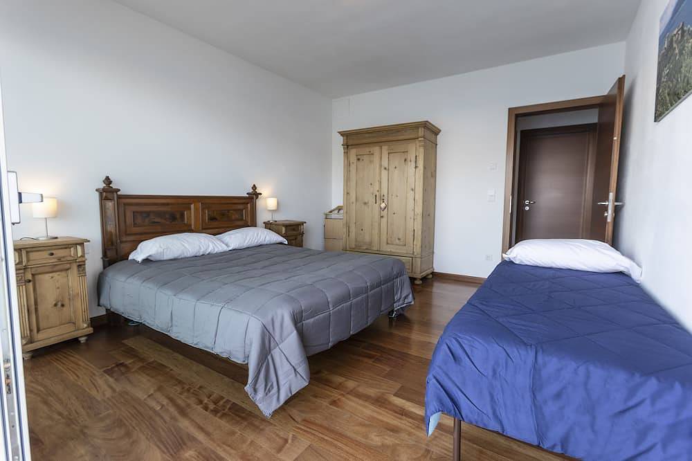 Neue Casaclima Gold Villa am See mit großem Garten für absolute Entspannung in Brenzone, Gardasee-Berge