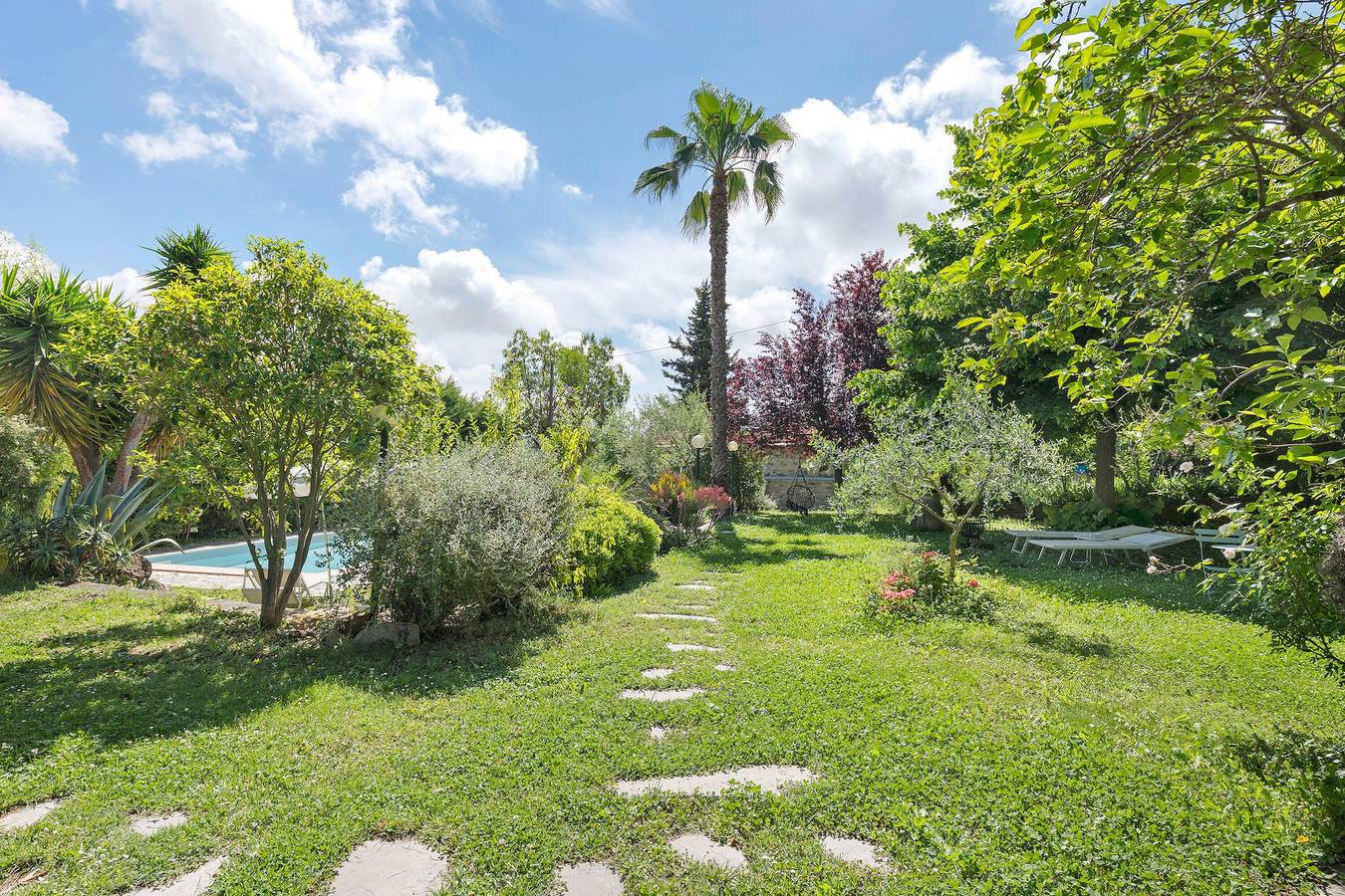 Ganze Wohnung, Bauernhaus 'Agriturismo Casa Didun' mit Gemeinschaftspool, privater Terrasse und Wlan in Dolcedo Gemeinde, Riviera di Ponente