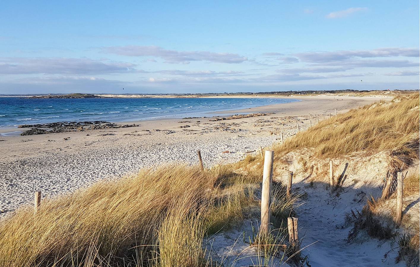 Entire holiday apartment, Seaside Apartment with Wi-Fi, Washer, and Parking in Saint-Guénolé, Penmarc'h