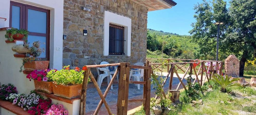 Ferienhaus für 4 Personen, mit Ausblick und Garten, mit Haustier