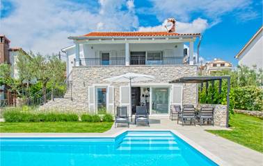 Ferienhaus für 12 Personen auf Krk