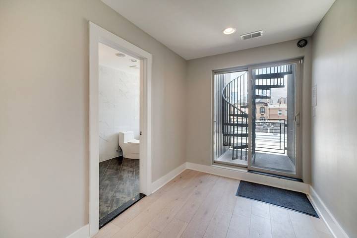 Vacation rental for 16 people, with balcony in Philadelphia