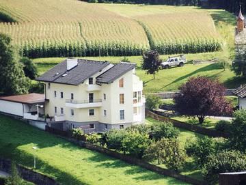Ferienwohnung für 5 Personen, mit Terrasse, mit Haustier in Arzl im Pitztal