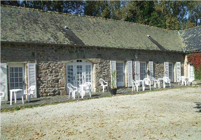 Maison d’hôte pour 2 personnes, avec jardin ainsi que terrasse et vue à Plomodiern - 3