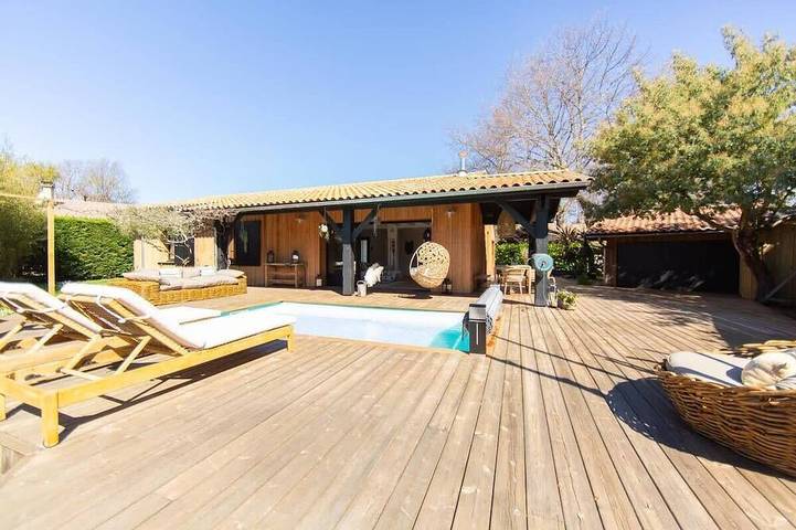 Villa for 8 people, with garden - 1