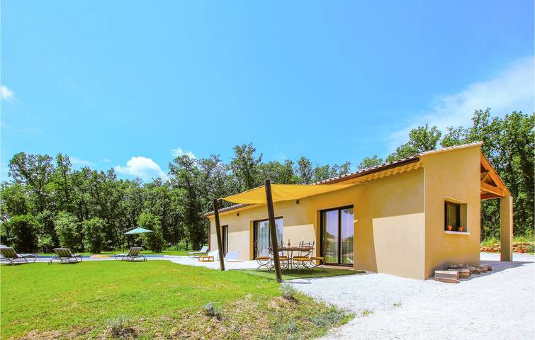 Location de vacances pour 6 personnes, avec jardin ainsi que terrasse et piscine à Grignan - 2