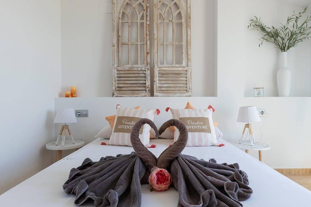 Ganze Wohnung, 25km From Barcelona Front beach apartment.mat17 in Mataró, Costa del Maresme